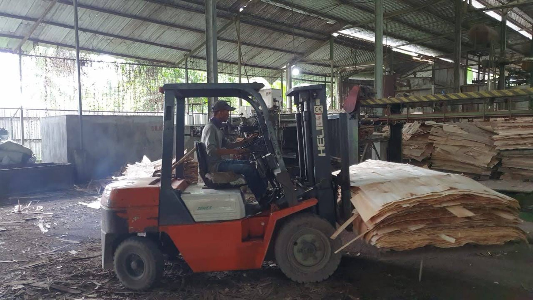 Dijual.1,3 Ha Pabrik Lempeni - Tempeh - Kab.Lumajang - Jawa Timur plus MESIN lengkap