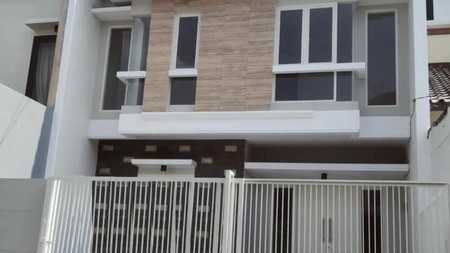 Li68. Dijual Rumah di Perumahan Purimas Taman Gianyar