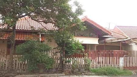 Rumah Lokasi Strategis dan Hunian Asri @Bandung