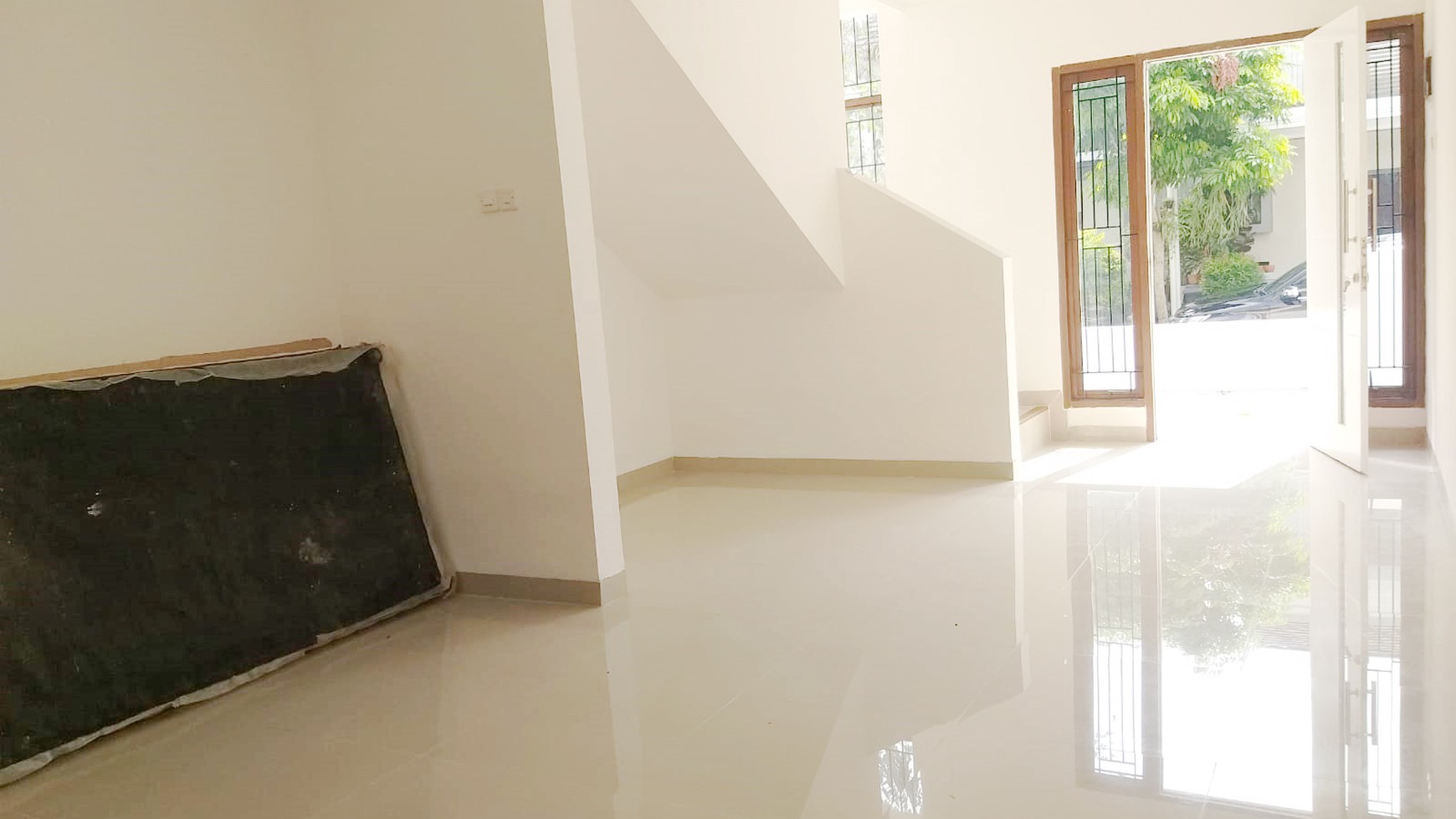 Rumah Minimalis Siap Huni di Cluster Emerald Town House, Bintaro Jaya, Sektor 9