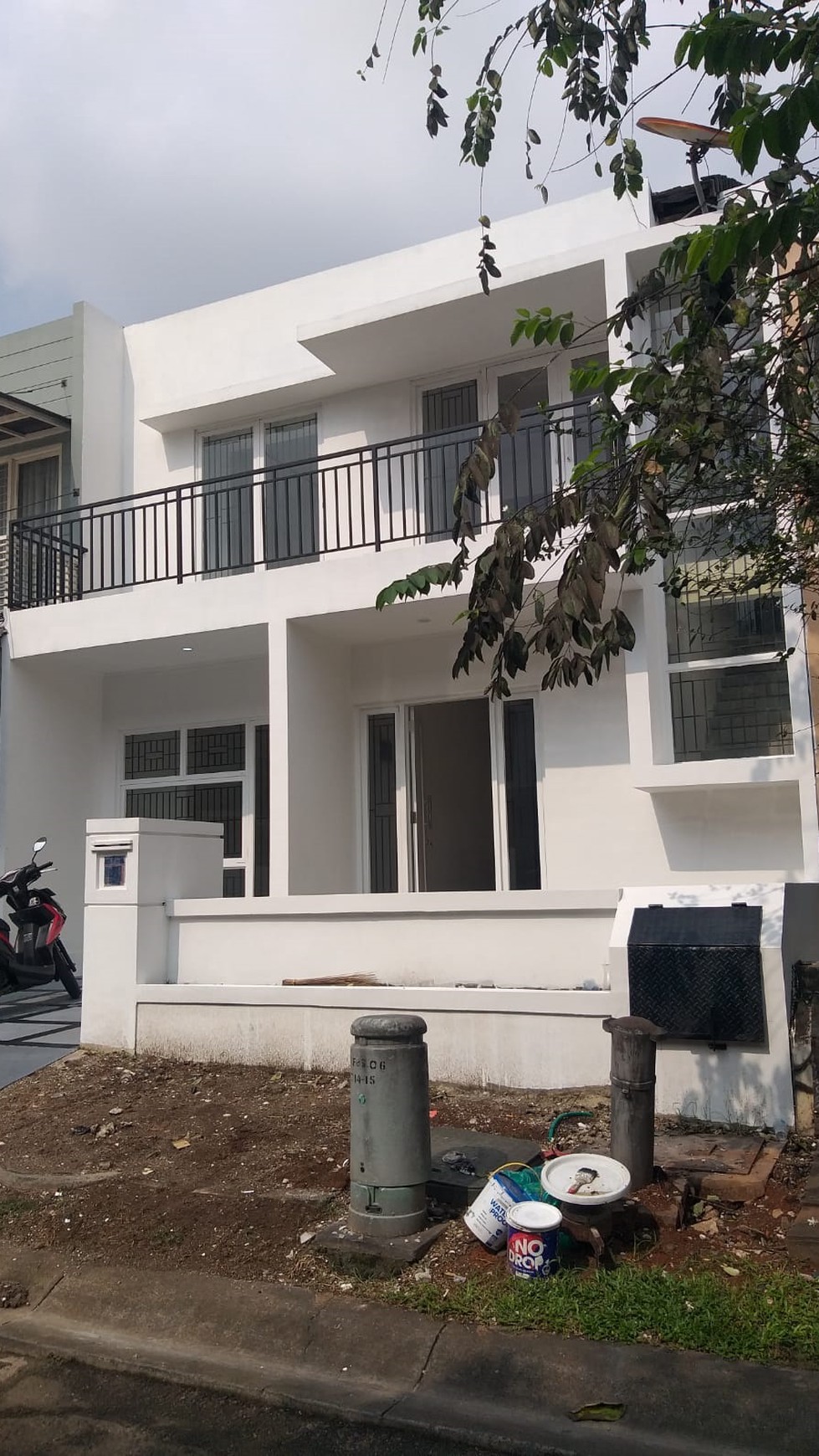 Rumah Minimalis Siap Huni di Cluster Emerald Town House, Bintaro Jaya, Sektor 9