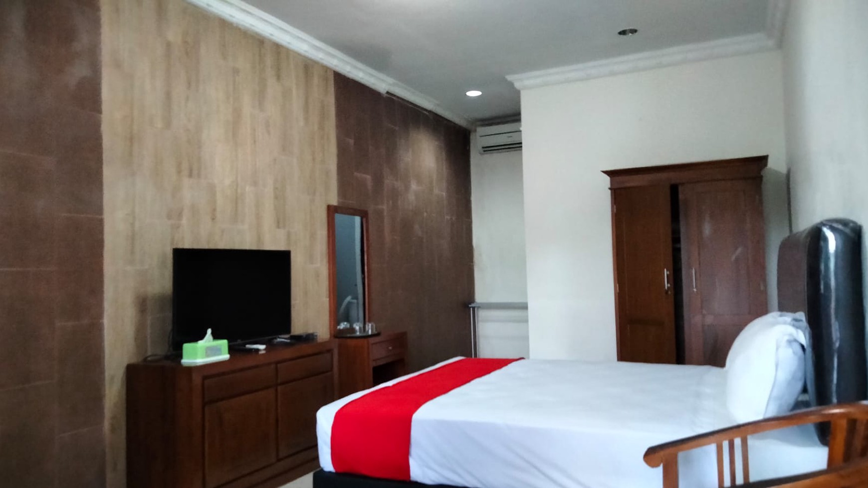 Hotel Aktif 10 Kamar Full Furnish Lokasi Dekat Candi Prambanan 