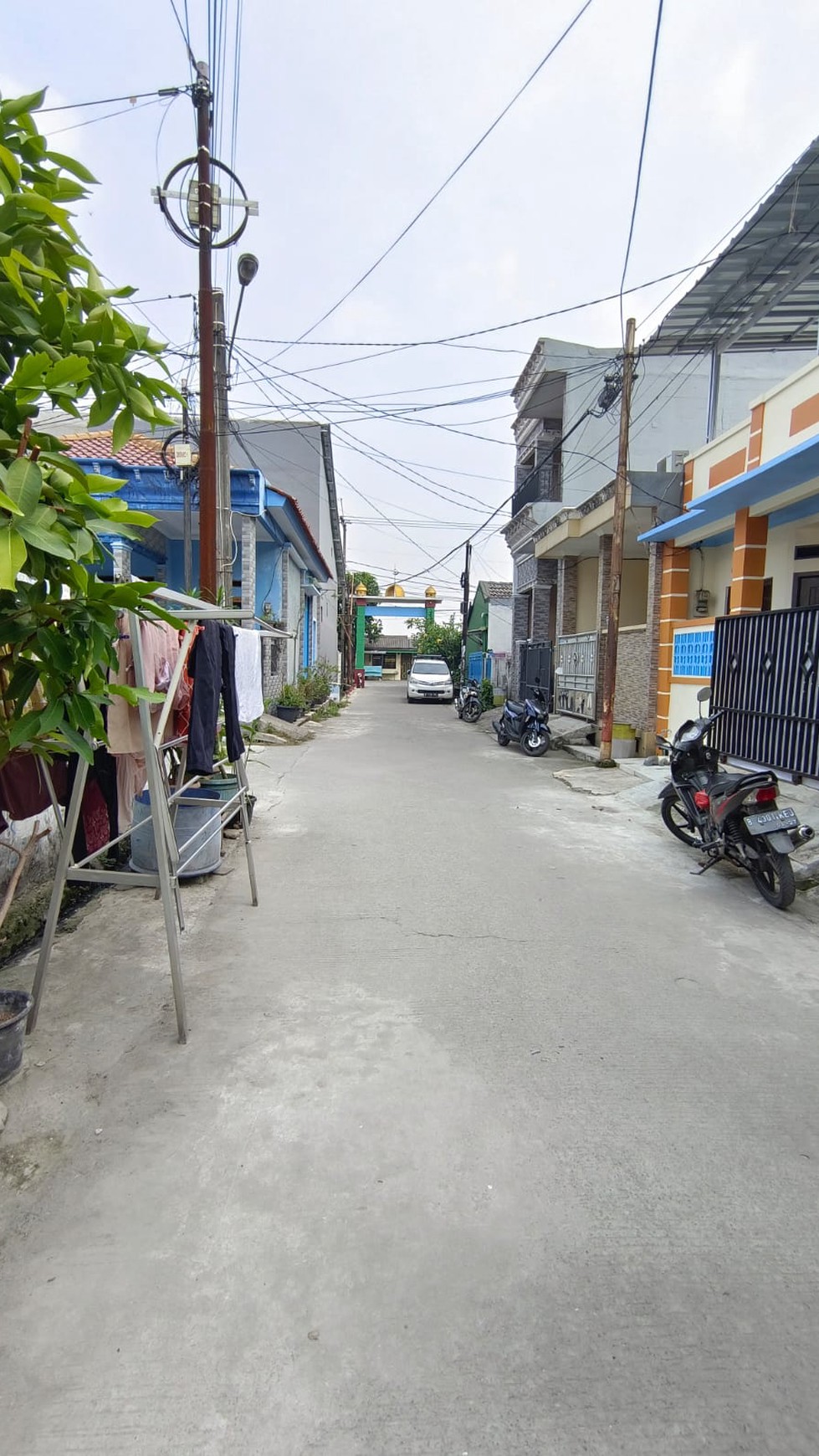 Rumah siap huni lokasi bebas banjir di Permata hijau permai