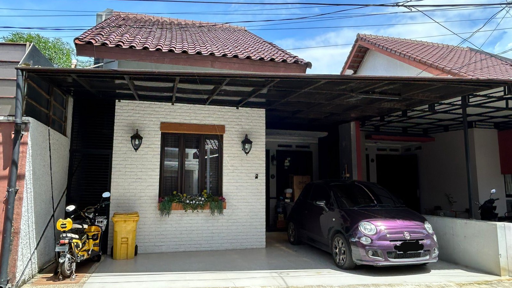 Tanjung barat rumah cantik dalam cluster dekat stasiun krl