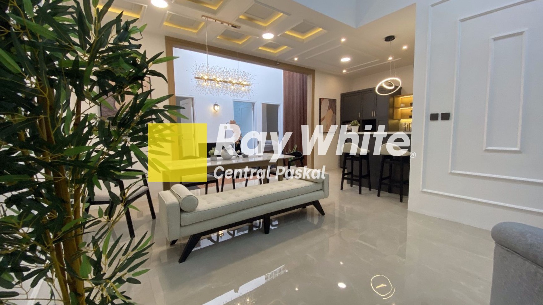 Rumah Lux Full Renovasi dan Full Furnish American Style di KBP Padalarang