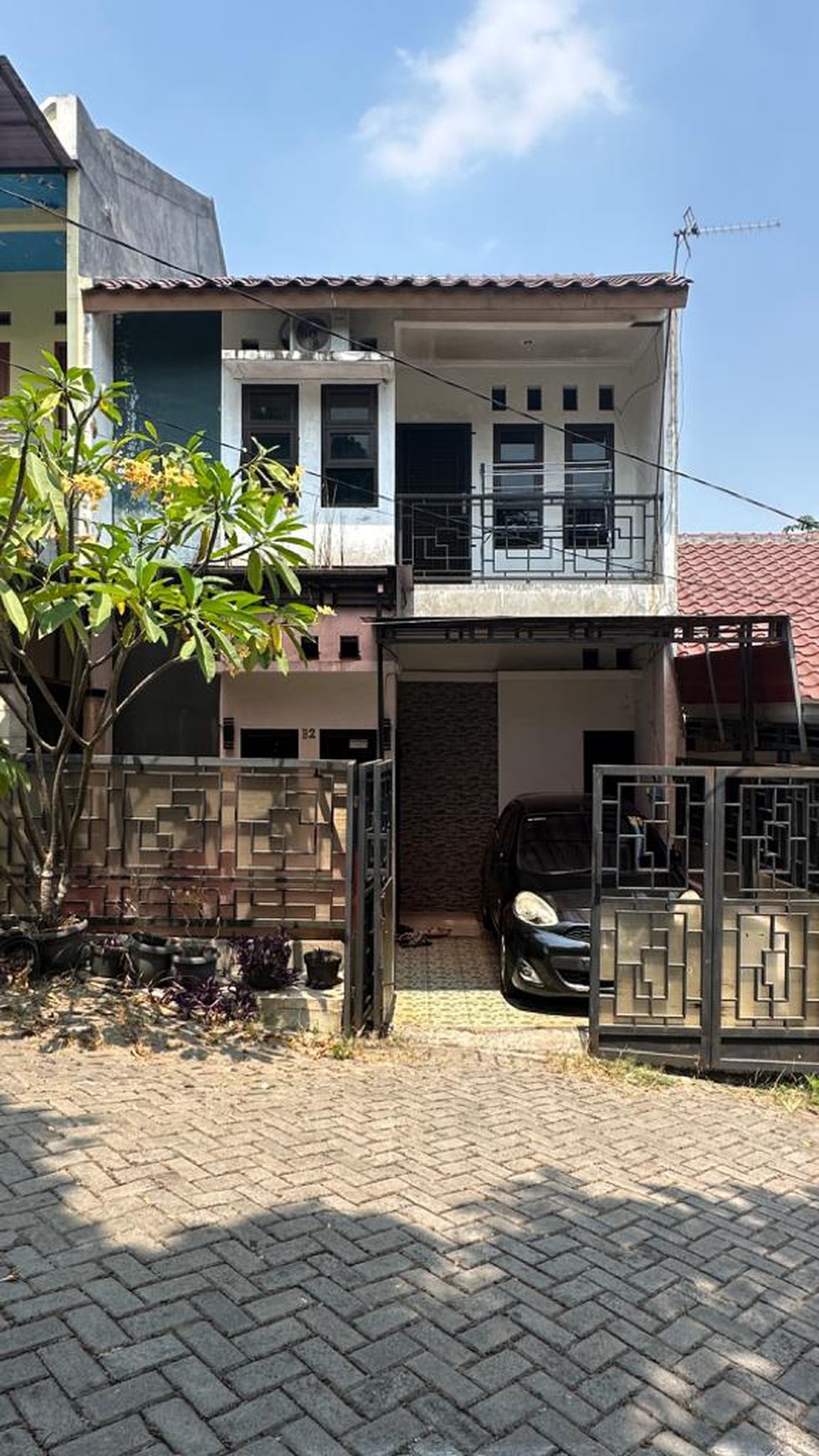 Rumah 2 lantai dalam cluster akses ke Stasiun Kereta dan Tol di Pondok Mahoni, Beji Depok
