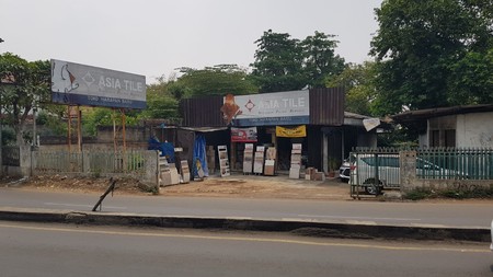 Gudang Pinggir Jalan dekat Pintu tol Cisalak Depok Bogor