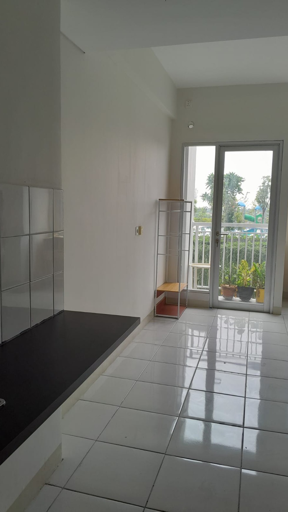 Apart Siap Huni Di Emerald Bintaro Jaya Sektor 9