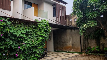 Rumah Bagus Di Cluster D'Vista Residence Rengas Jakarta