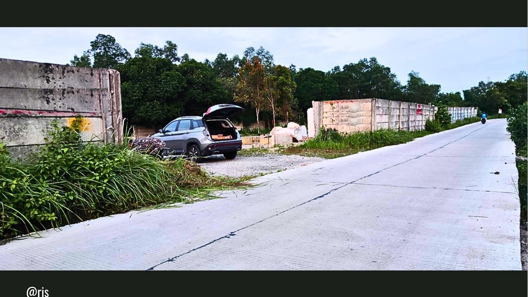 Tanah Kavling Luas Ex Batch Plant Jalan Lebar Truk Molen Lewat