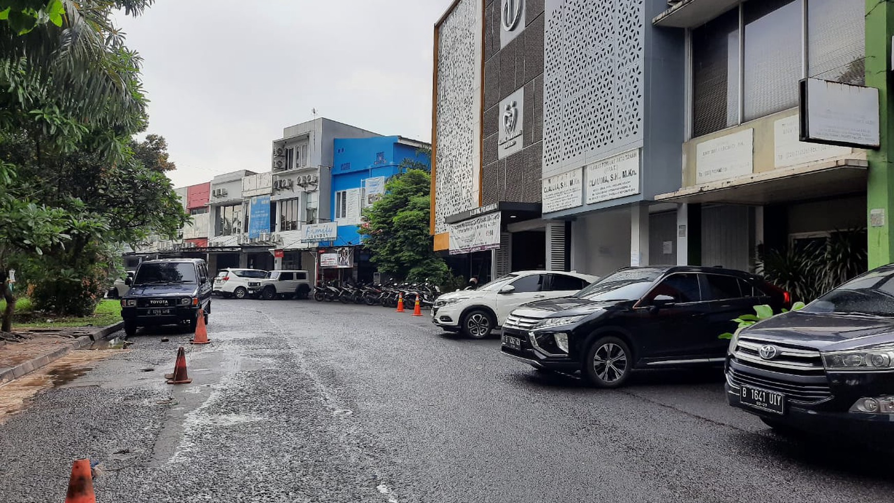 Ruko Siap Pakai Di Ruko Emerald Boulevard Jombang Tangerang Selatan