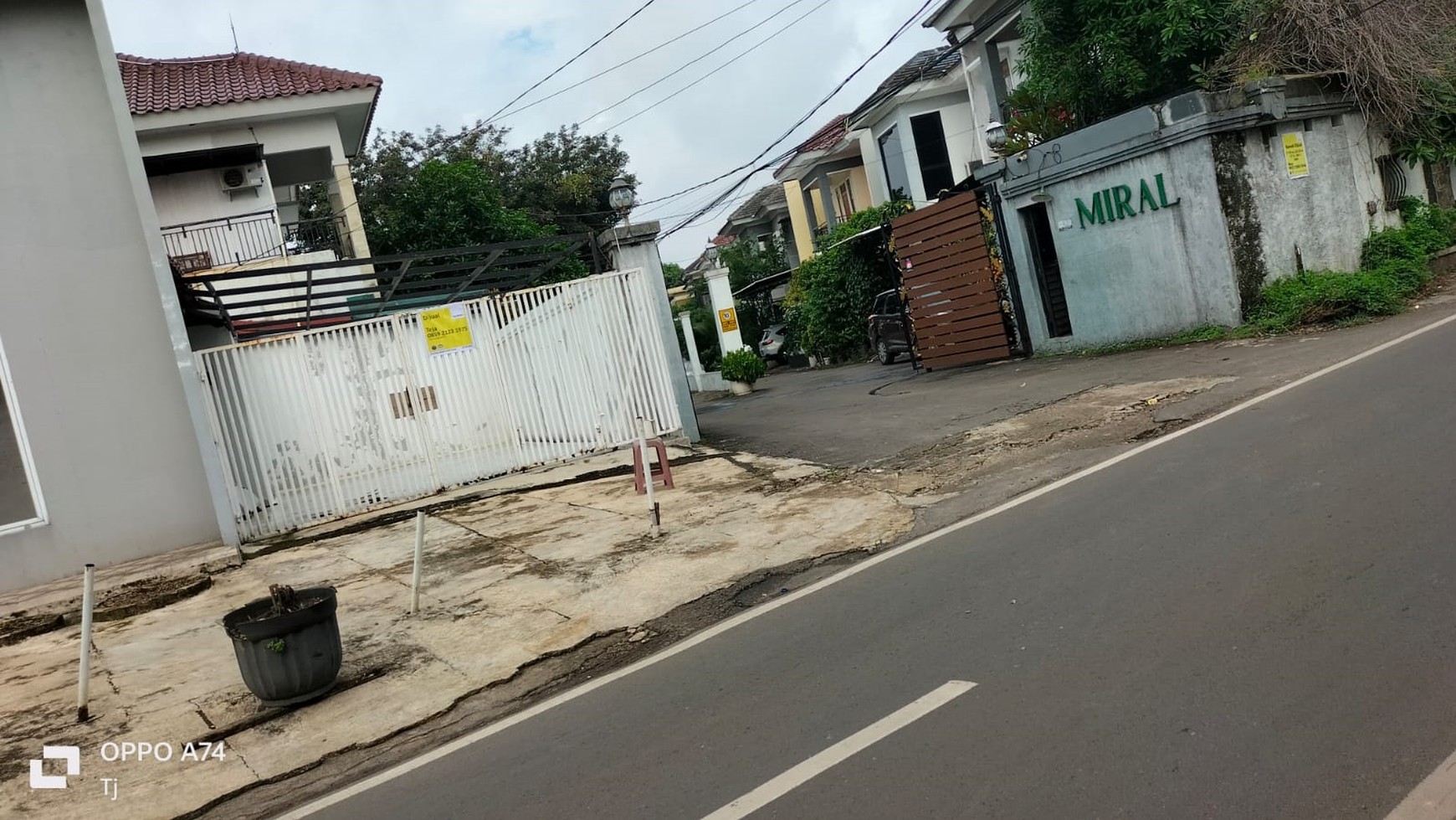 Ruang Usaha Siap Pakai dan Lokasi Strategis @Cirendeu, Ciputat Timur