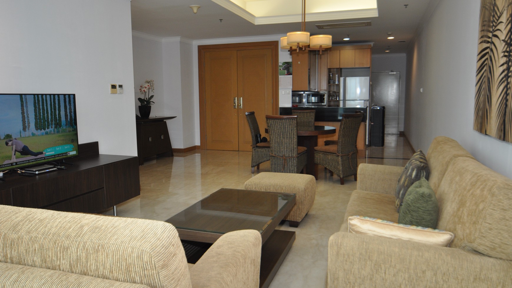 Luxorious Apartment at Kempinski 2 bedroom, located central Jakarta, direct access to Grand Indonesia