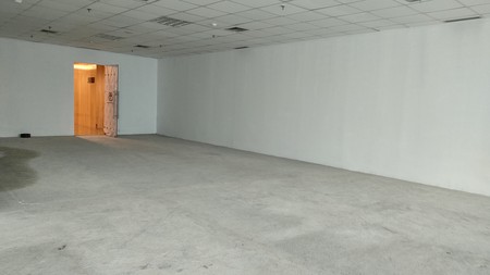 Gedung kantor Office 88 Casablanca berada di kawasan superblok Kokas, luas : 370 m2, ada balcony, no overtime, bebas ganjil-genap