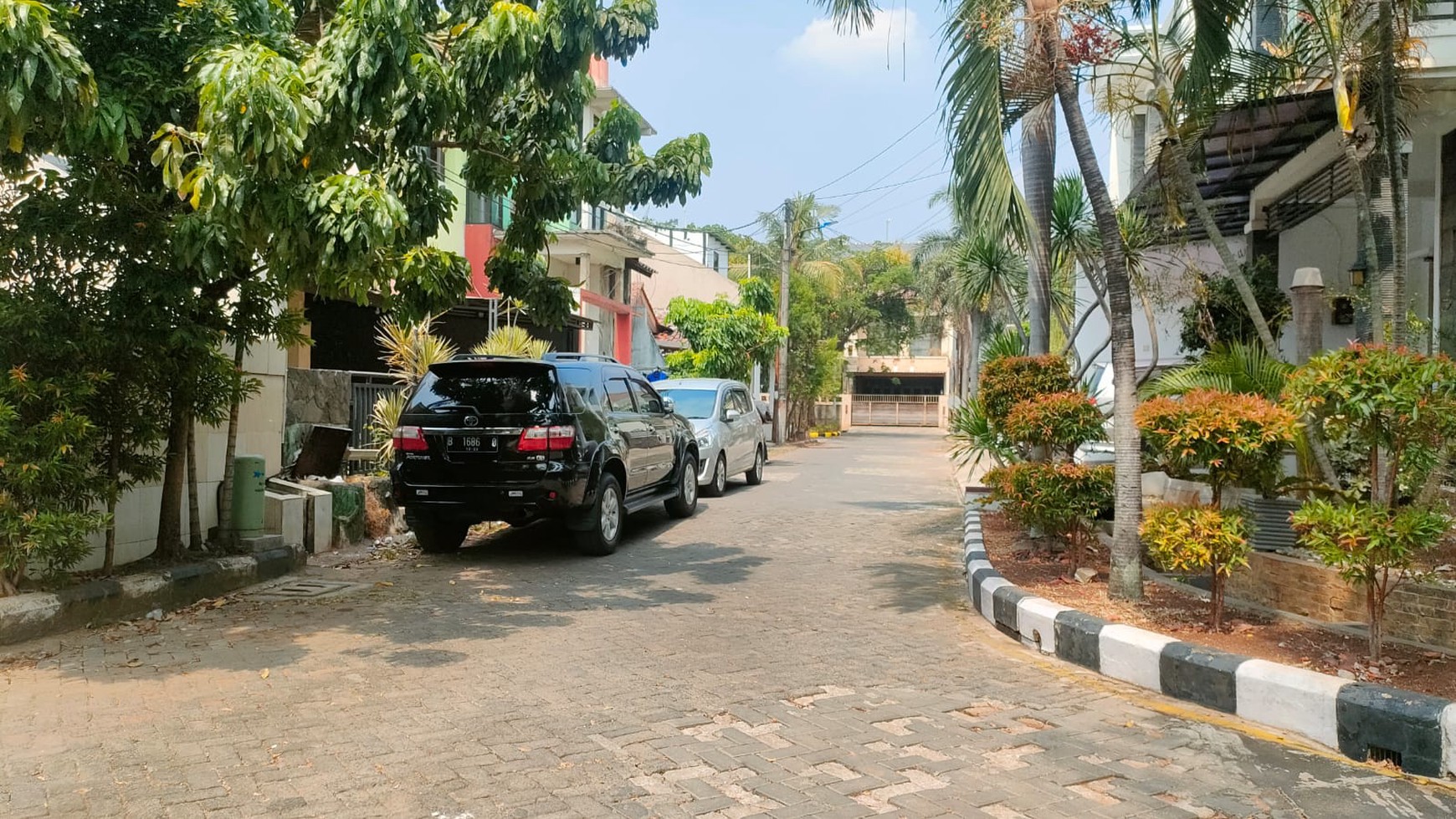 Rumah di Vila Jakasetia  Galaxy , rumah terawat, 7 menit menuju Tol Becak Kayu, deket Starbucks, dan kawasan kuliner