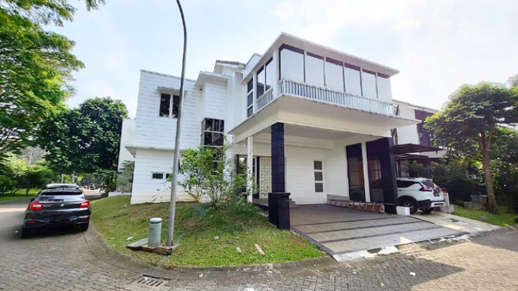 Rumah di Discovery Bintaro, Hoek,pool, harga 3M an di Sektor 9 Bintaro