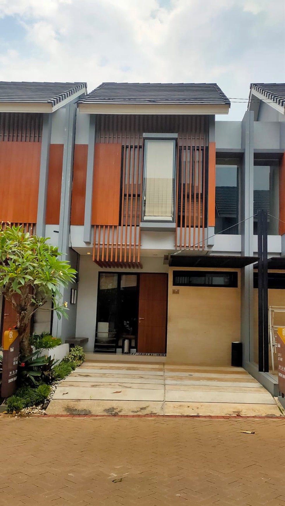 Dijual Brand New Rumah  ala Resort Bali  di Serpong