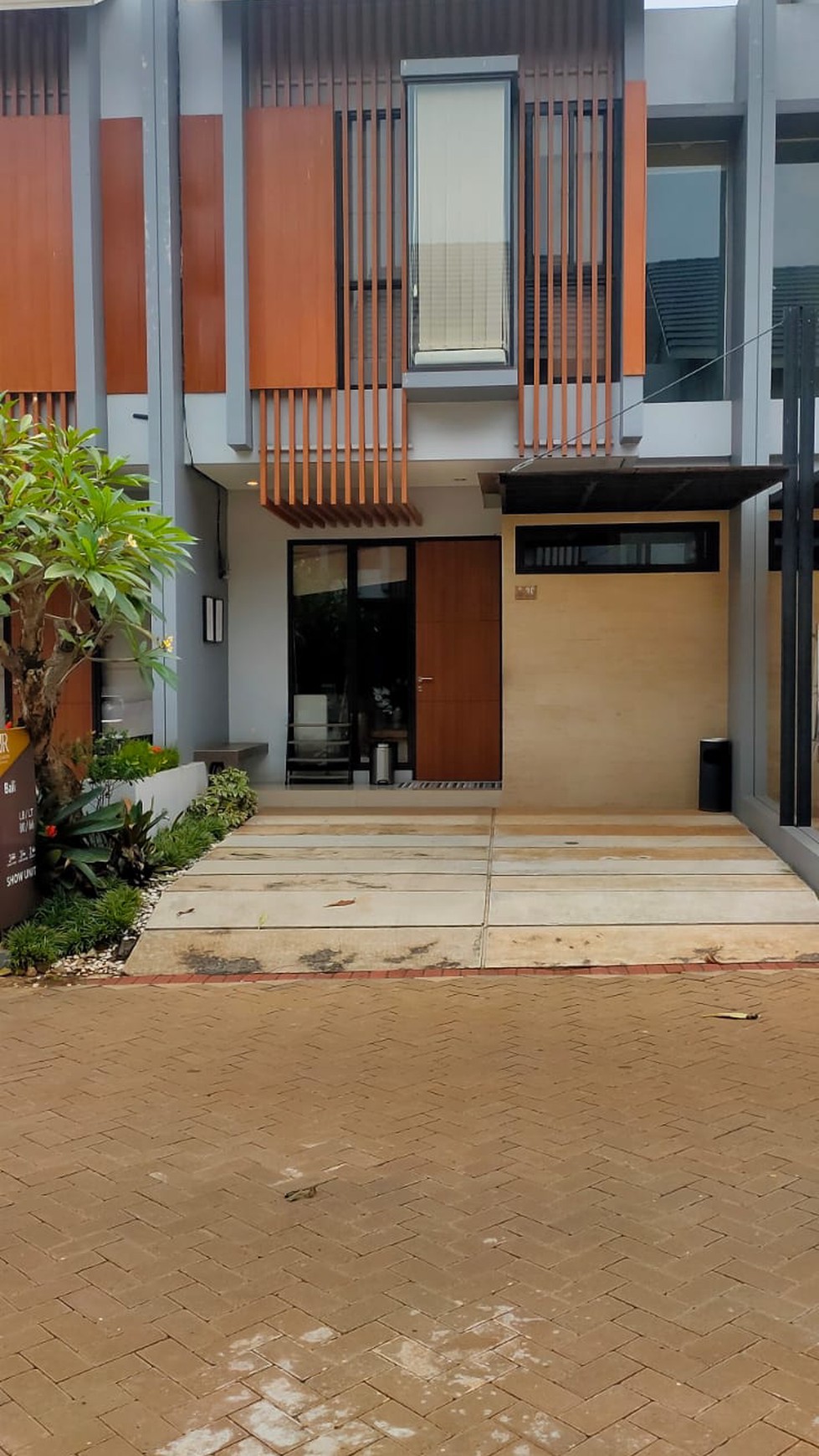 Dijual Brand New Rumah  ala Resort Bali  di Serpong