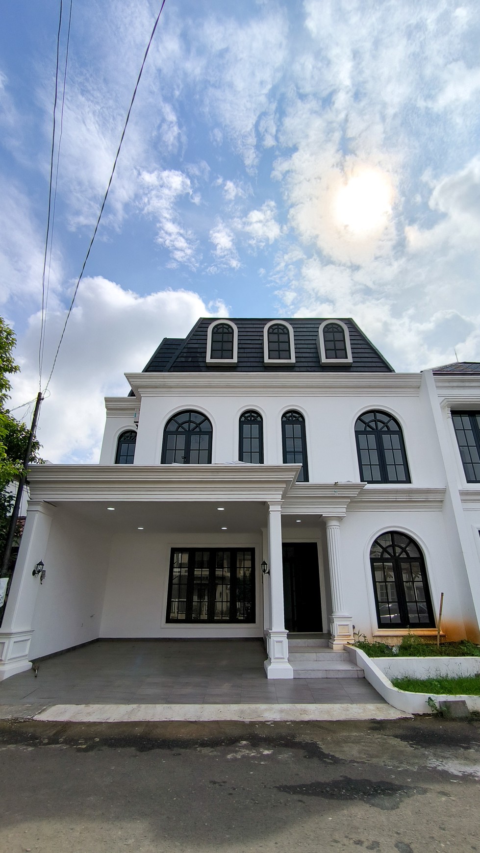 Rumah Brand New di Mertilang Bintaro Jaya