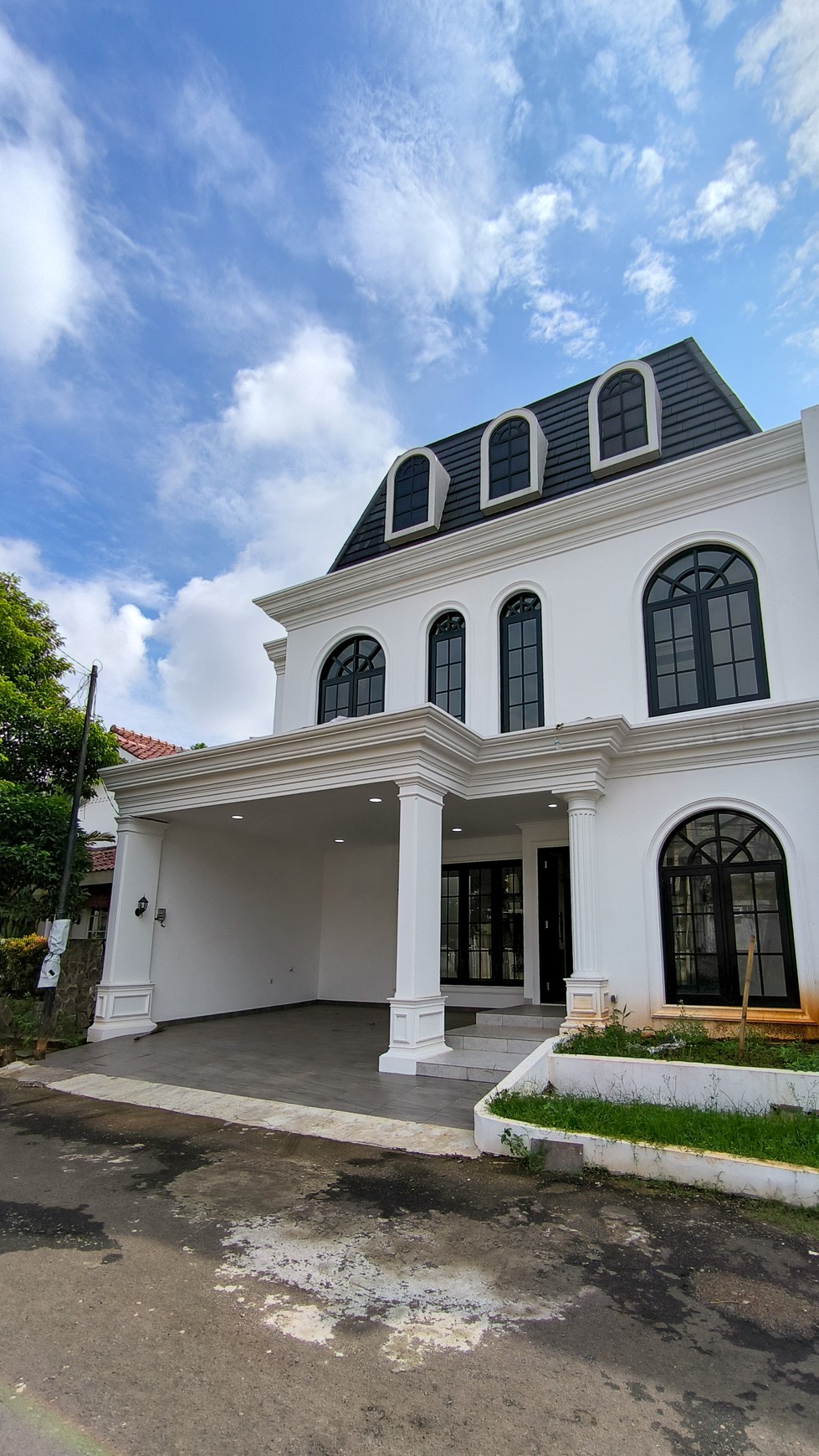 Rumah Brand New di Mertilang Bintaro Jaya