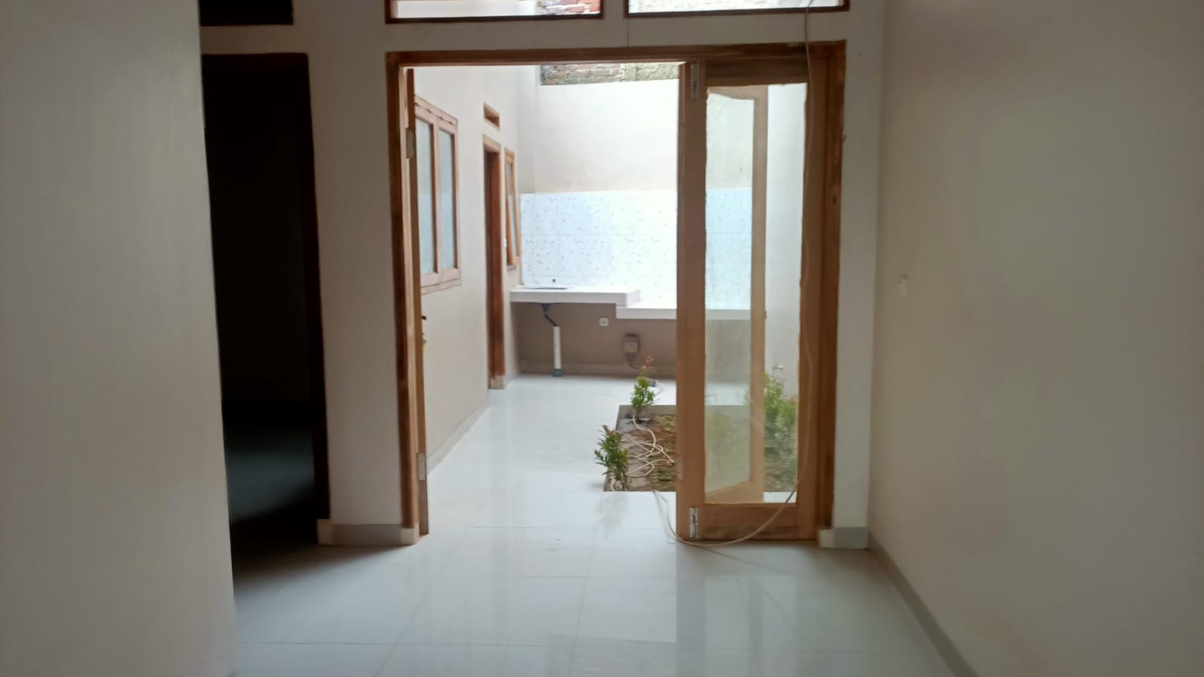 Rumah Baru Siap Huni di Puncak Sariwangi Asri Bandung Utara Banyak Bonusnya  (canopy, water heater, TV TCL 32 inch, kitchen set, toren dll.)