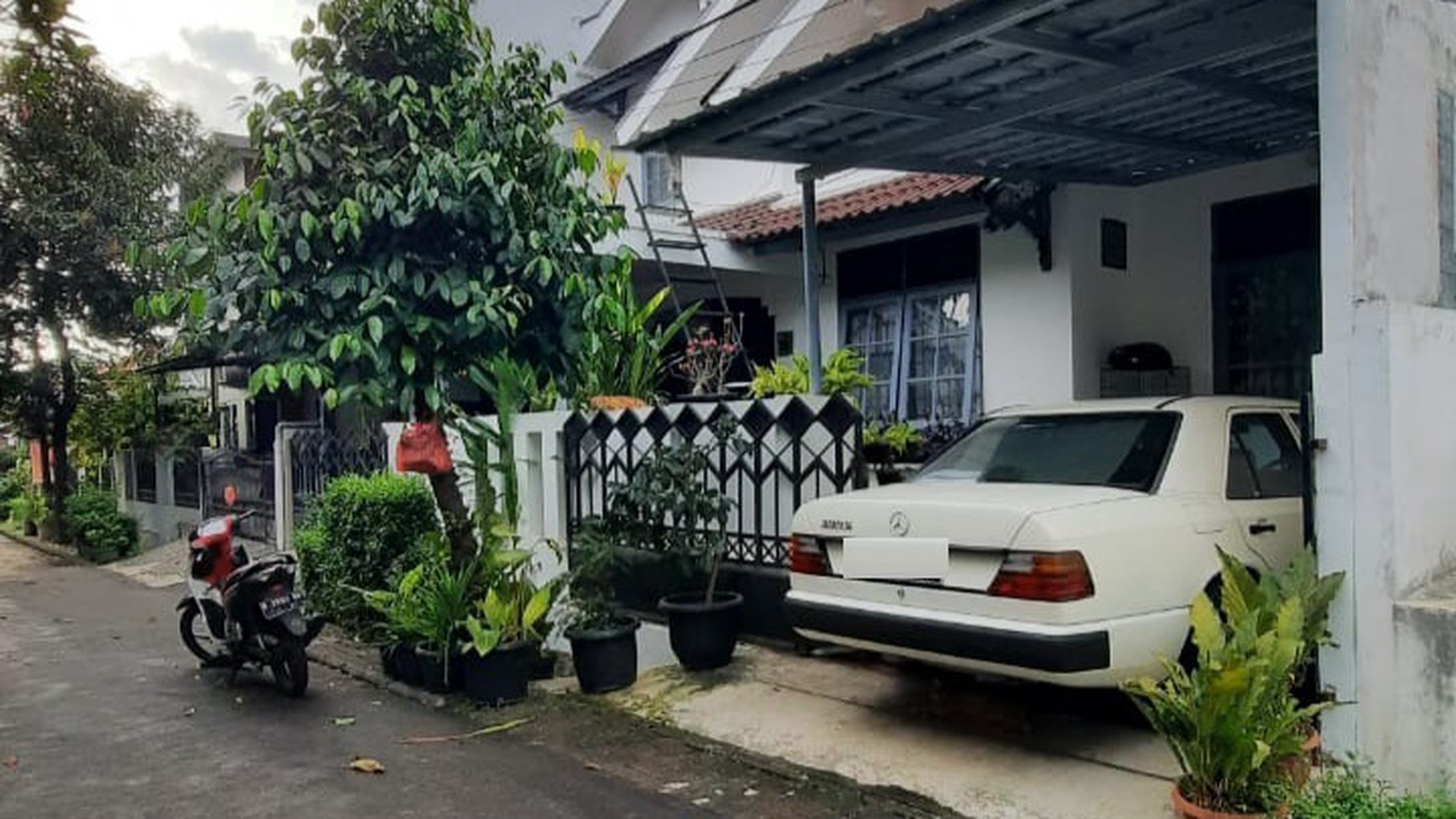 Rumah Murah di Mandar  Siap Huni Dekat dg Stasiun Dan Akses Tol Dalam Komplek Bintaro  Jaya 