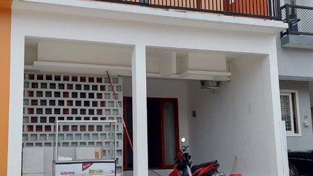 Rumah Brand new 2 lantai siap huni dalam Cluster kemanan 24 jam di Cipadu