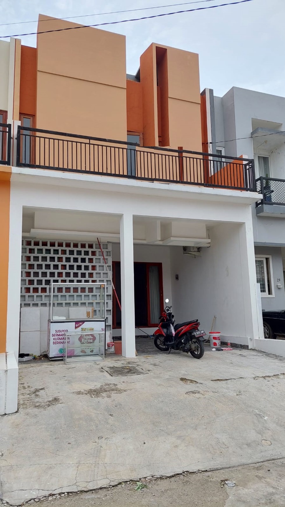 Rumah Brand new 2 lantai siap huni dalam Cluster kemanan 24 jam di Cipadu