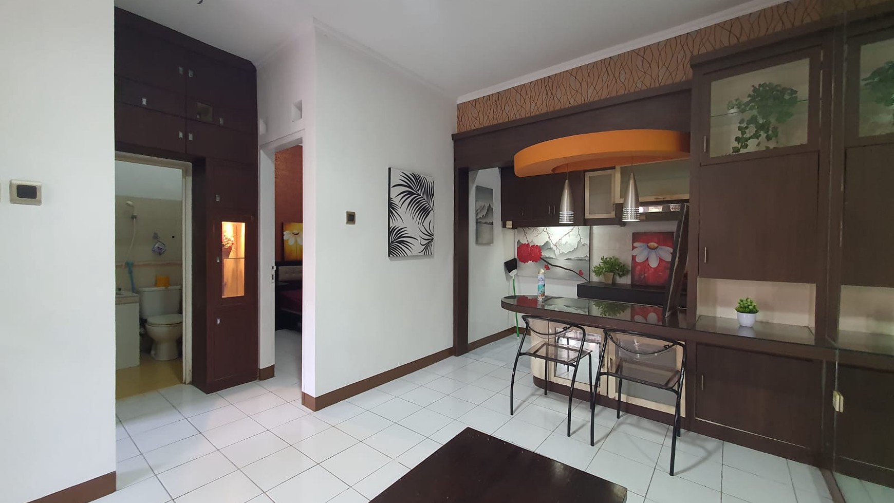 Rumah Furnished Minimalis di Taman di TAMAN HARAPAN BARU Bekasi