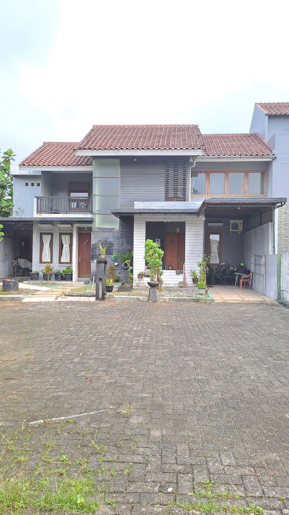 Rumah Siap Huni, Halaman Luas dan Dalam Cluster @Pondok Aren