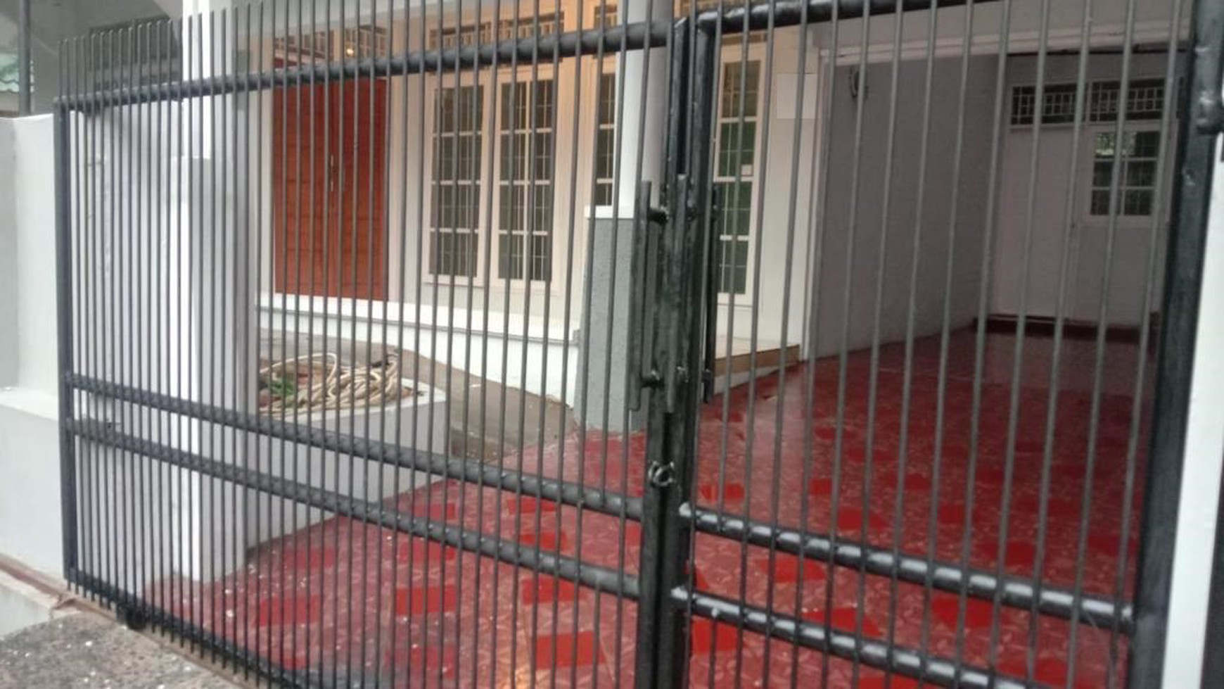 Rumah Asri Diarea Bintaro Jaya Sektor 9,  Luas Dekat  Akses Toll BSD-JORR. 