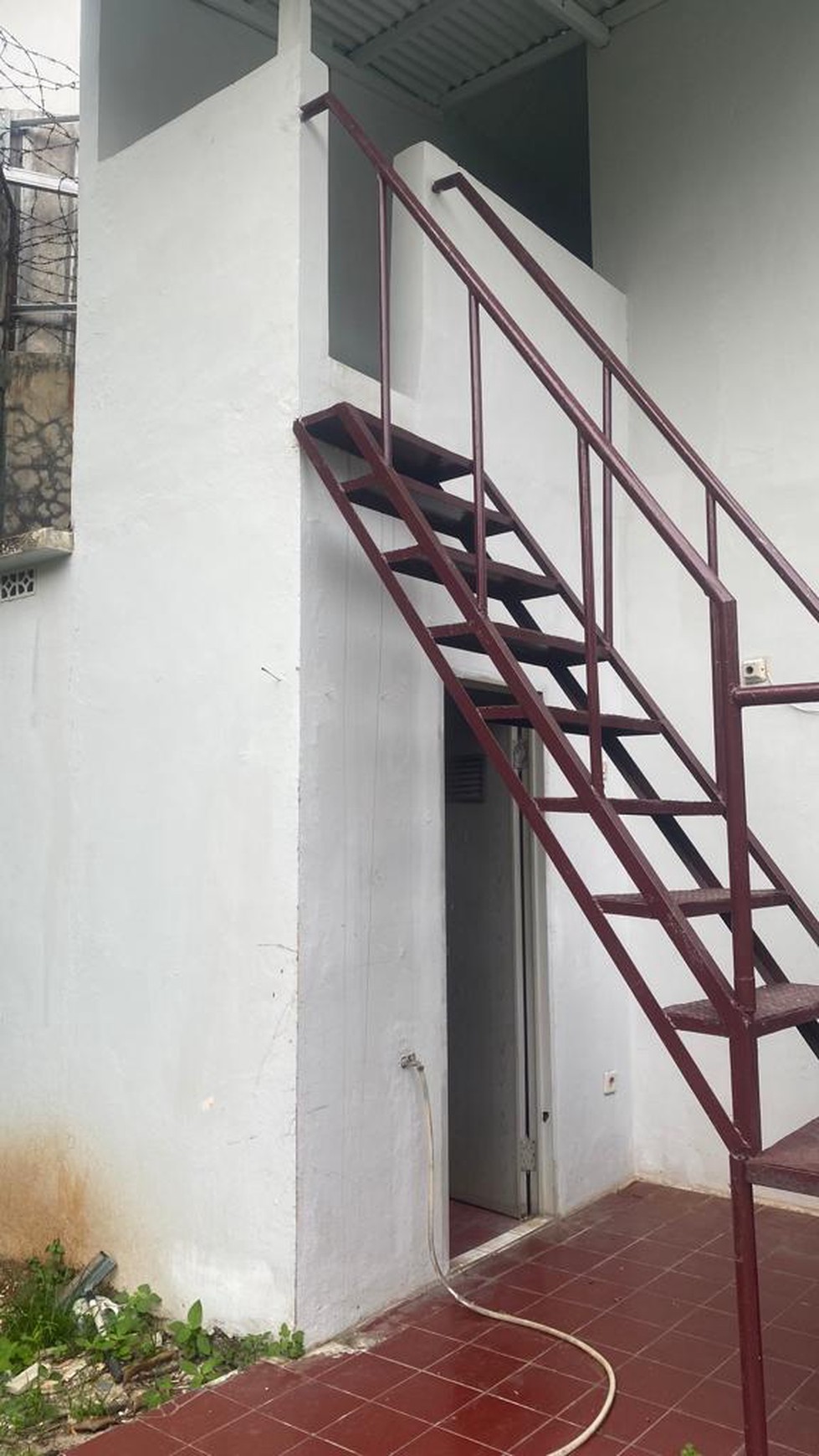 Rumah Asri Diarea Bintaro Jaya Sektor 9,  Luas Dekat  Akses Toll BSD-JORR. 