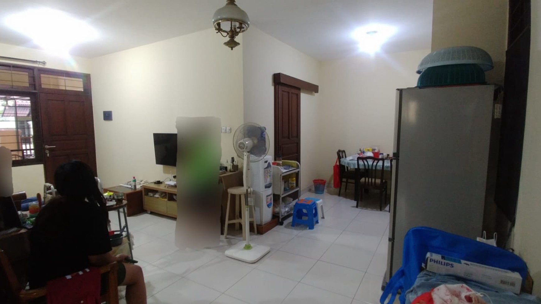 DIJUAL RUMAH NYAMAN DI RAFFLES HILLS CIBUBUR HANYA 900 METER DARI EXIT TOL CIBUBUR,  2,2 KM KE STASIUN LRT / A  Cozy House For Sale in Raffles Hills Cibubur