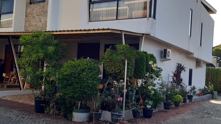 Rumah Hook Siap Huni dengan Hunian Nyaman dan Dalam Cluster @Pondok Aren