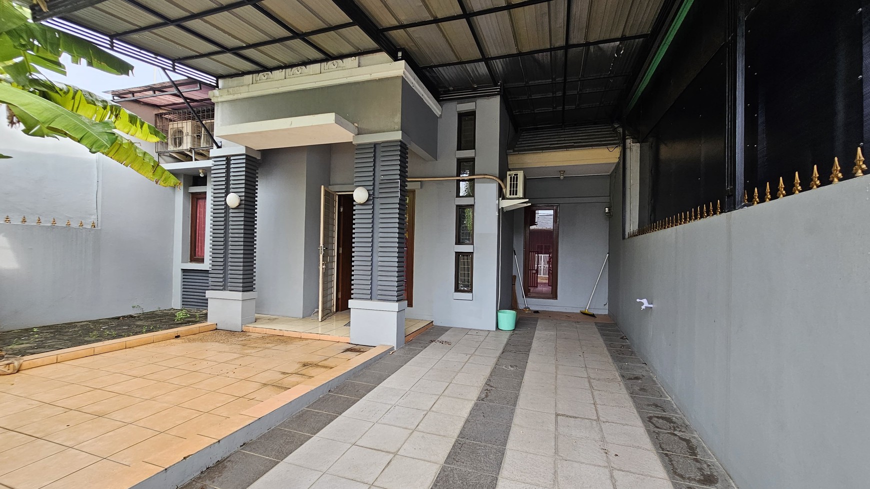 Rumah nyaman dan siap huni di Cluster Aralia, Harapan Indah