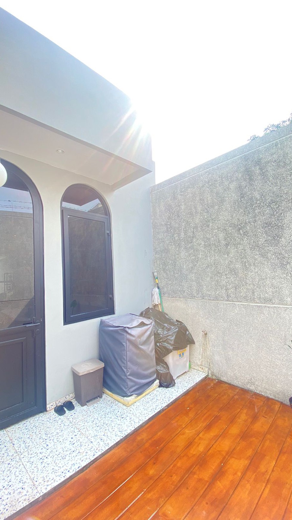Rumah Minimalis, Cantik, dalam Cluster di Bintaro