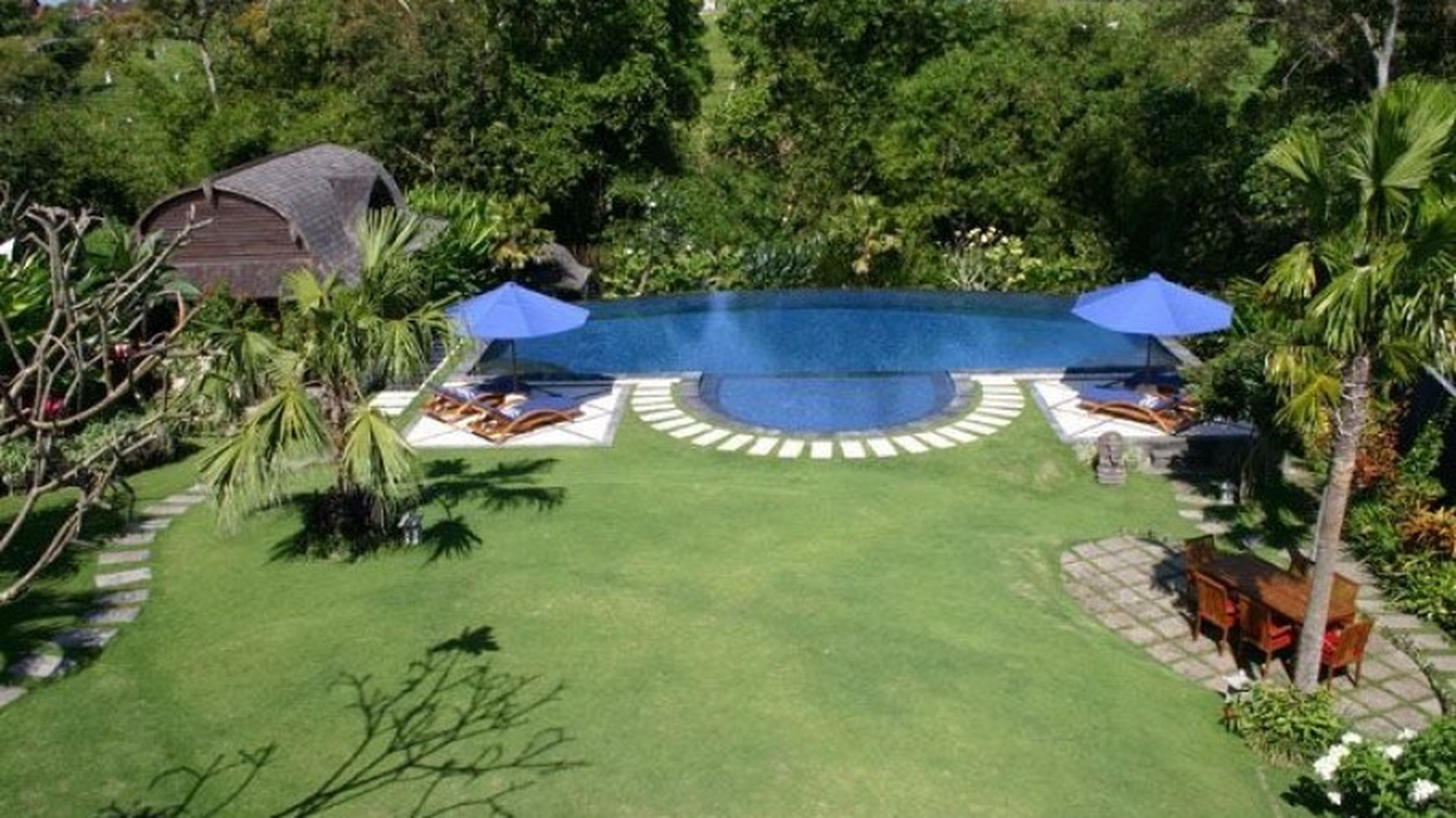 Villas Freehold In great Location Close to Echo Beach Canggu