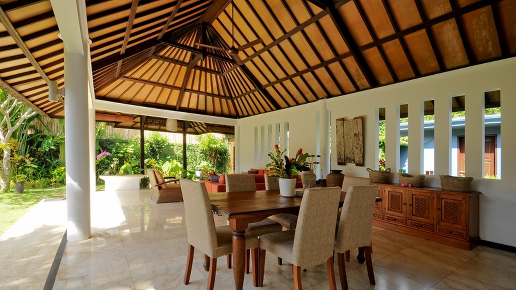 Villas Freehold In great Location Close to Echo Beach Canggu