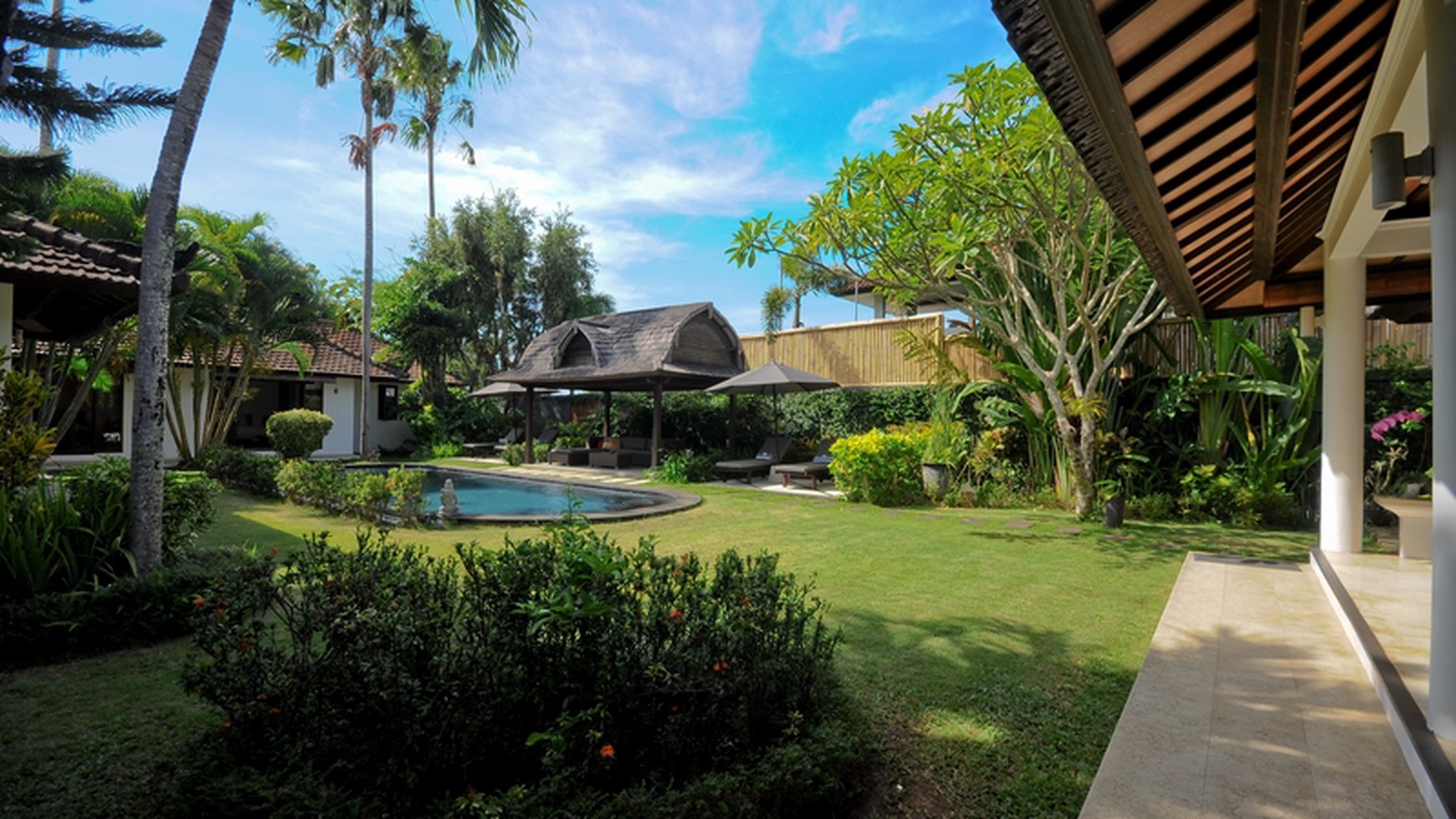 Villas Freehold In great Location Close to Echo Beach Canggu