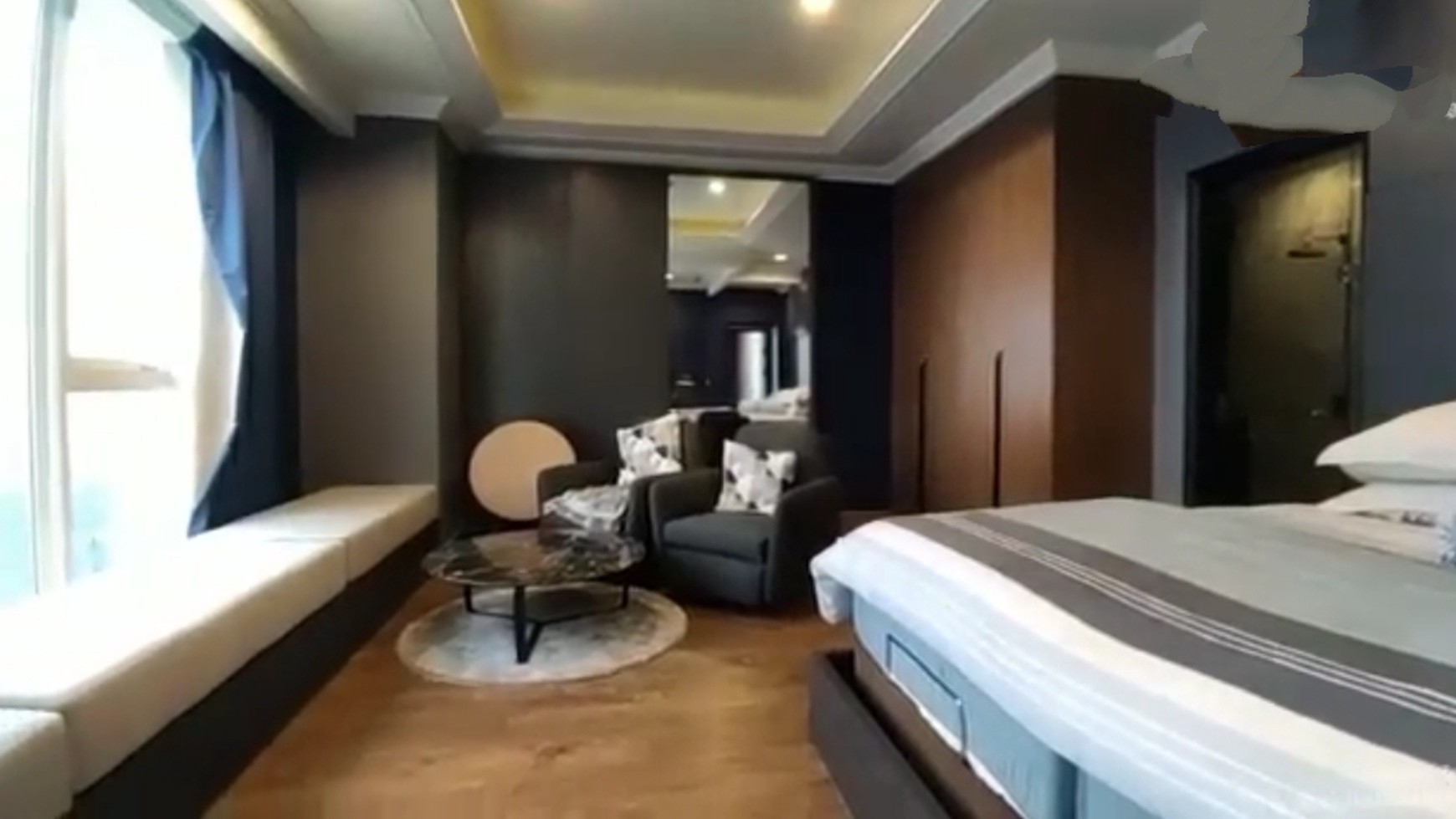 Apartemen lux siap huni di pondok indah