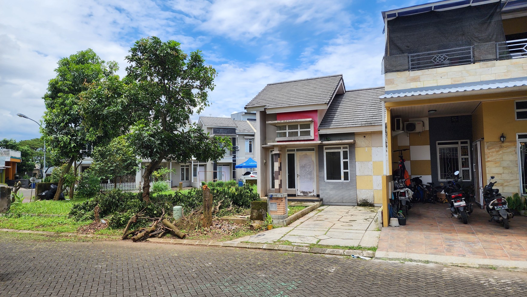 Rumah hook di Metland Transyogie