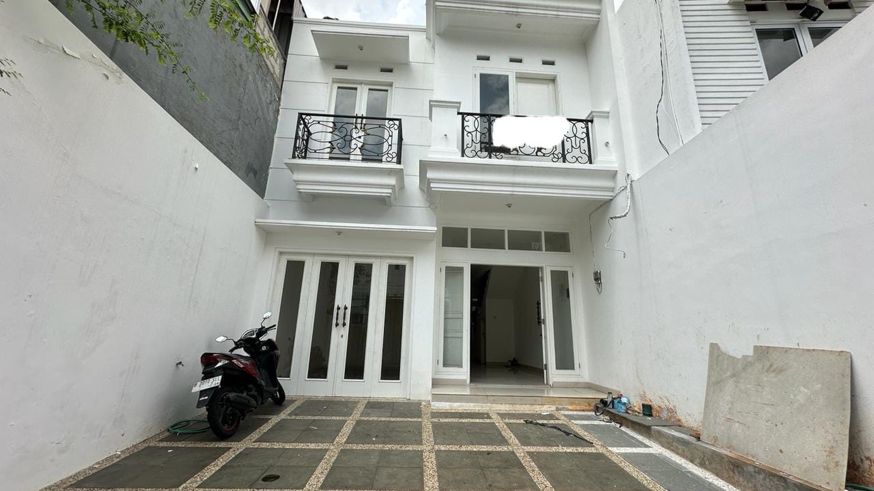 Dijual rumah siap huni di Tebet Barat - Jakarta Selatan