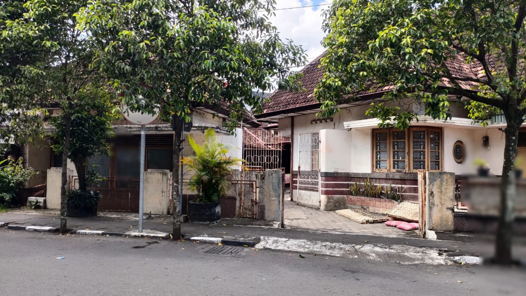 Guest House 8 Kamar Lokasi Strategis Tengah kota Dekat Malioboro 