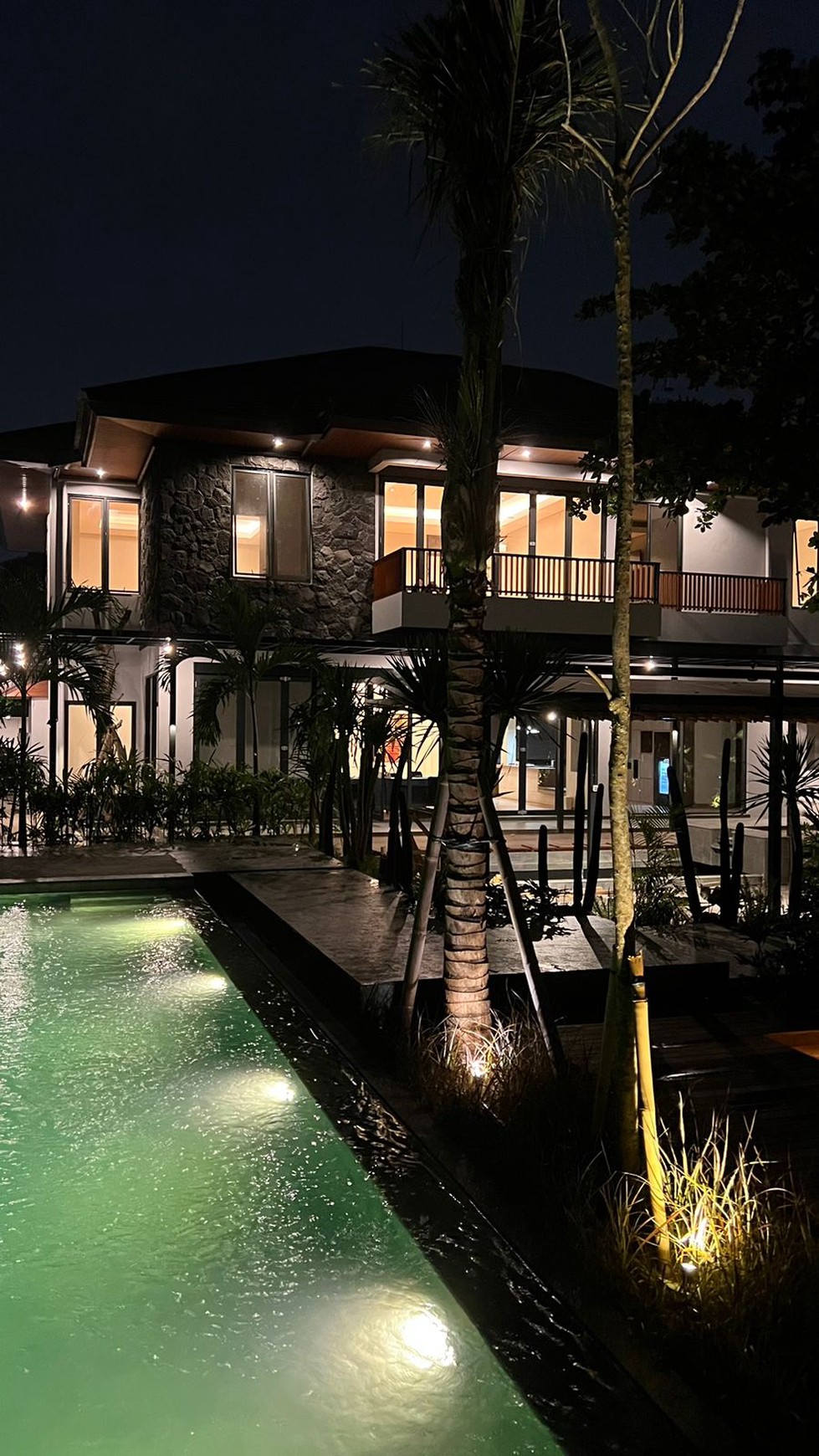 Rumah Bagus Di Jl KHM Naim Kebayoran Baru Jakarta Selatan