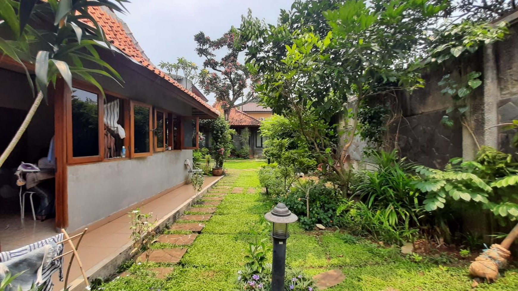 Rumah Bagus Di Cirendeu Indah Jakarta Selatan