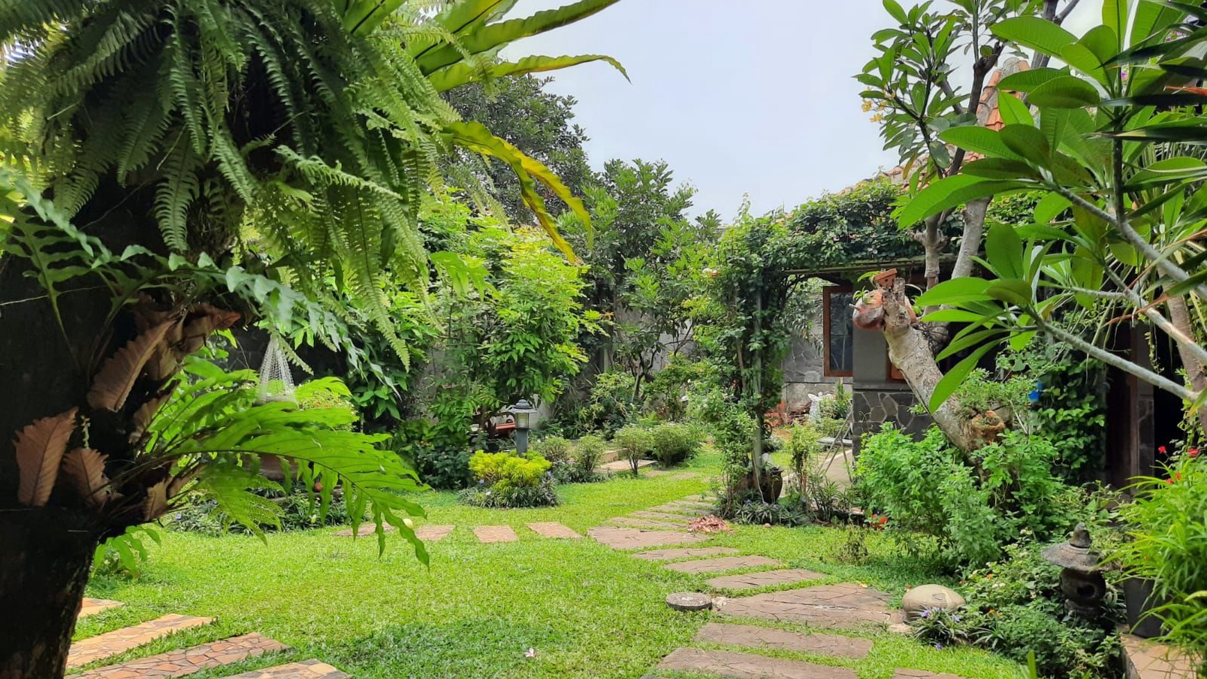 Rumah Bagus Di Cirendeu Indah Jakarta Selatan