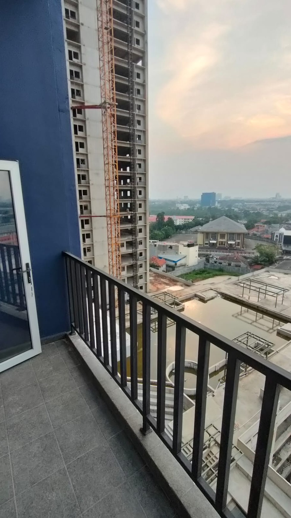 Jual Rugi Apartement Siap Huni Furnished di Kingland Avenue Gading Serpong