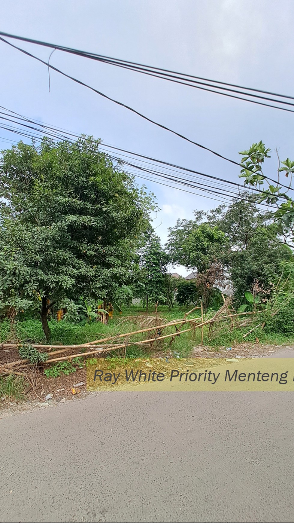 Tanah Dengan Lokasi Strategis di Pinggir Jalan Raya, Pondok Cabe, Tangerang Selatan