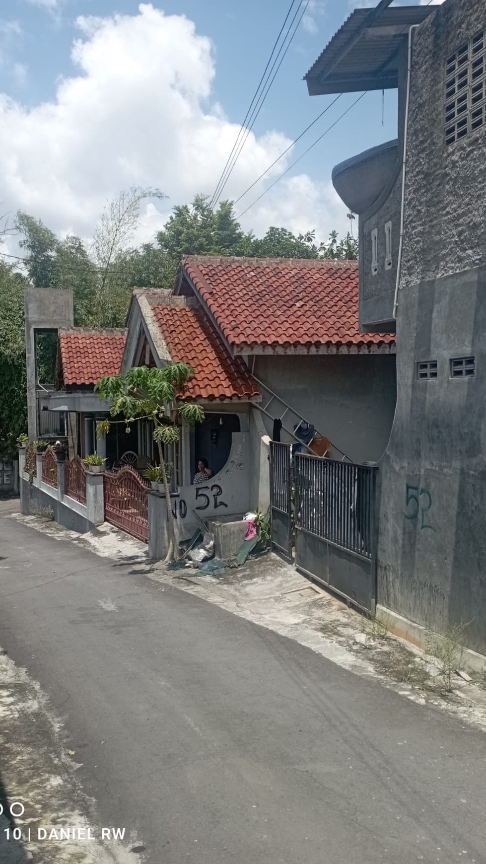 Rumah Induk + Kost 10 Kamar Lokasi Sorogenen Kalasan Sleman 