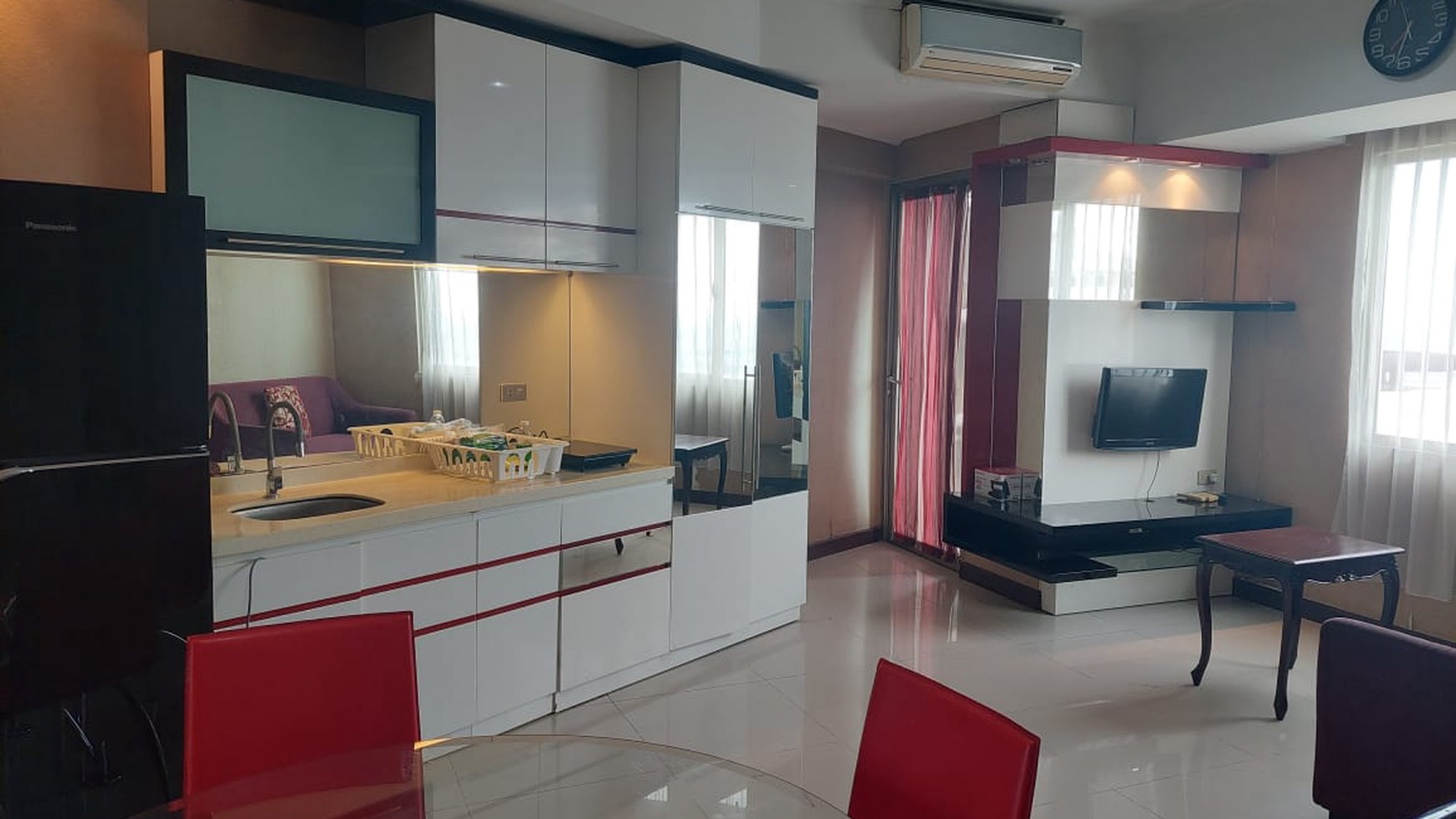 Disewakan Apartemen Waterplace Tower C, Dekat Pakuwon Mall. Tanglin Orchard